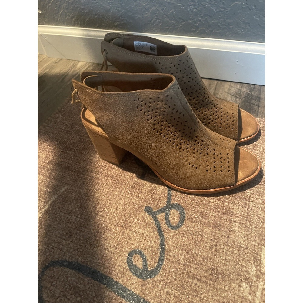Toms Elba Suede Peep Toe Casual Mule Sandals Toffee size 11 worn once
